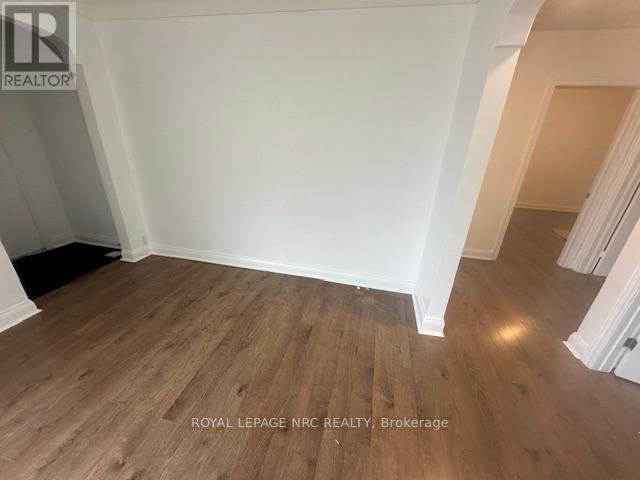 












MAIN ONLY - 51 MCMANN DRIVE

,
Thorold (Thorold Downtown),




Ontario
L2V2V6

