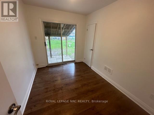 












MAIN ONLY - 51 MCMANN DRIVE

,
Thorold (Thorold Downtown),




Ontario
L2V2V6

