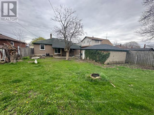 












MAIN ONLY - 51 MCMANN DRIVE

,
Thorold (Thorold Downtown),




Ontario
L2V2V6

