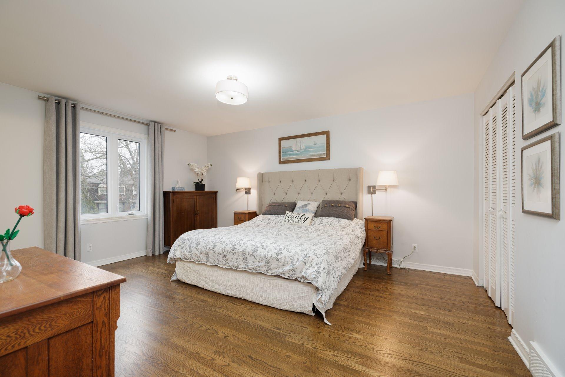 









226


Av. Loxley

,
Beaconsfield,




QC
H9W1L1

