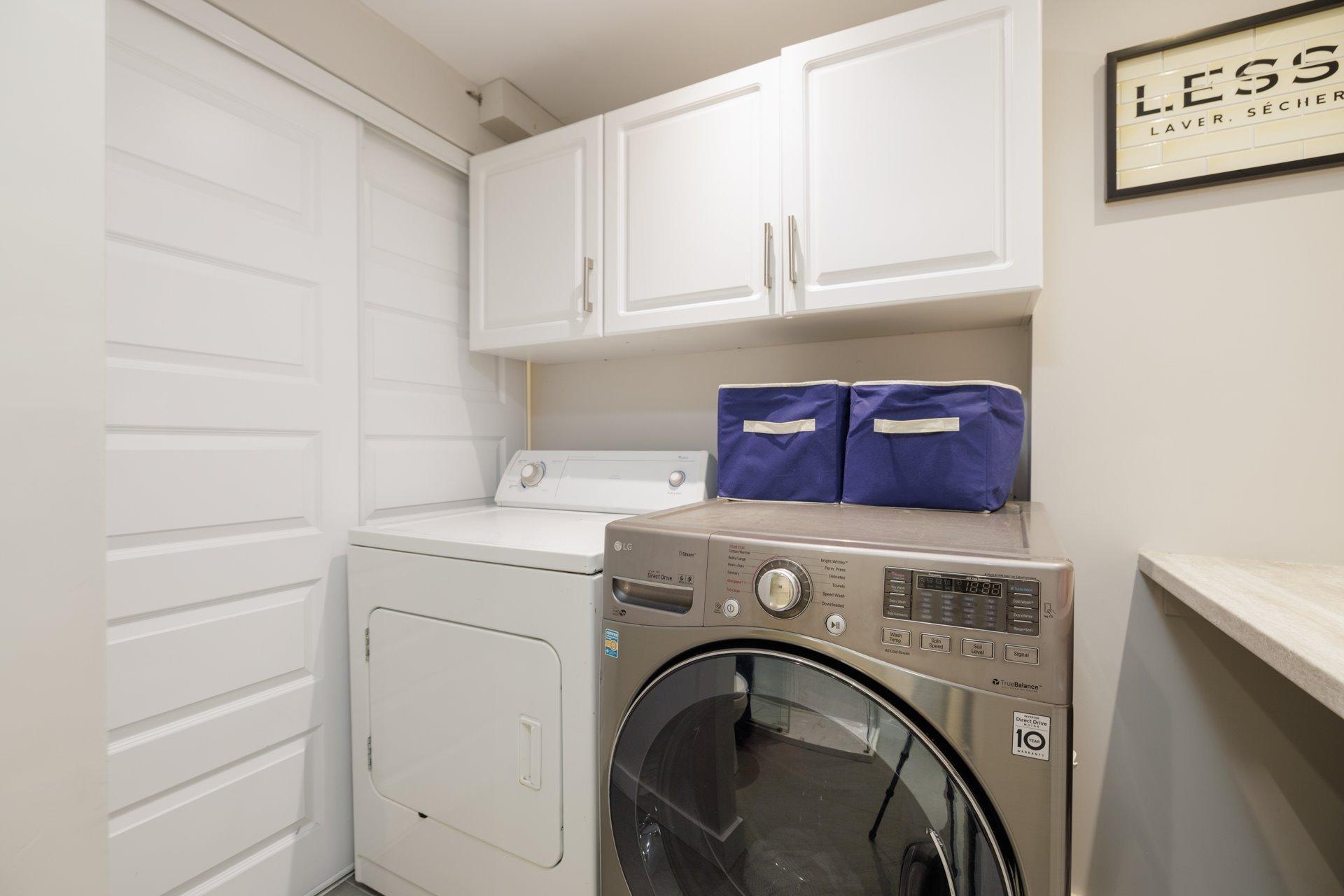 









226


Av. Loxley

,
Beaconsfield,




QC
H9W1L1

