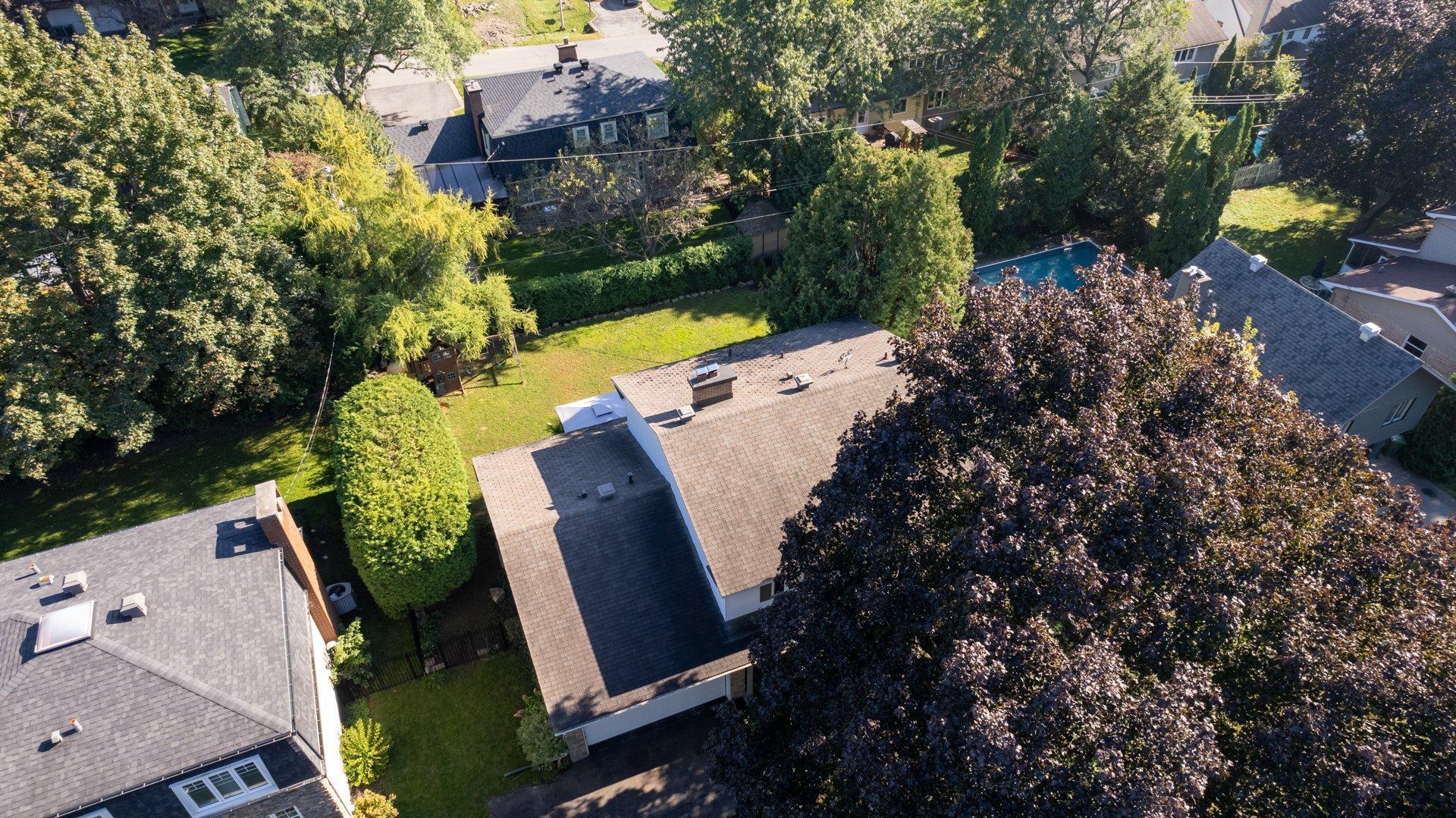 









226


Av. Loxley

,
Beaconsfield,




QC
H9W1L1

