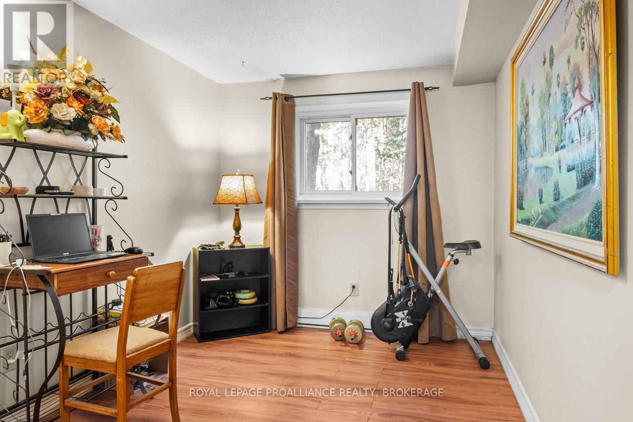 












114 - 580 ARMSTRONG ROAD

,
Kingston (East Gardiners Rd),




Ontario
K7M8M3

