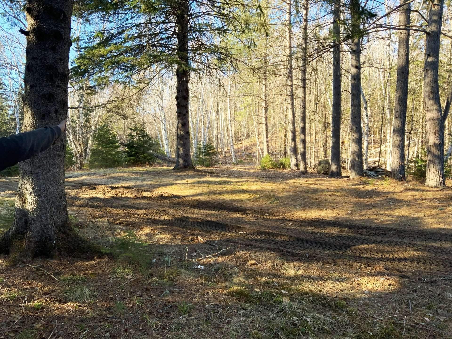 












Ch. du Tour-du-Lac

,
Lac-des-Plages,







QC
J0T1K0

