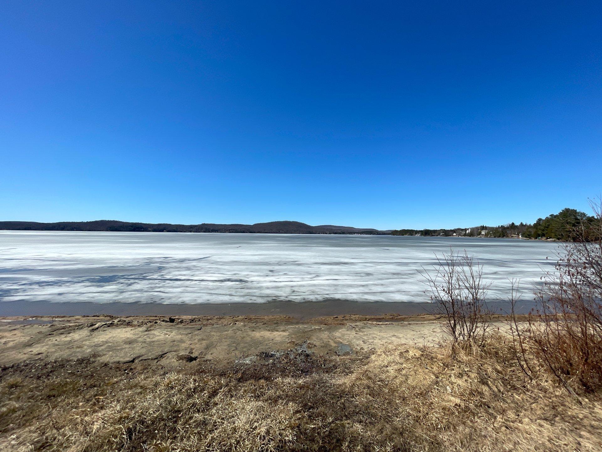 












Ch. du Tour-du-Lac

,
Lac-des-Plages,







QC
J0T1K0


