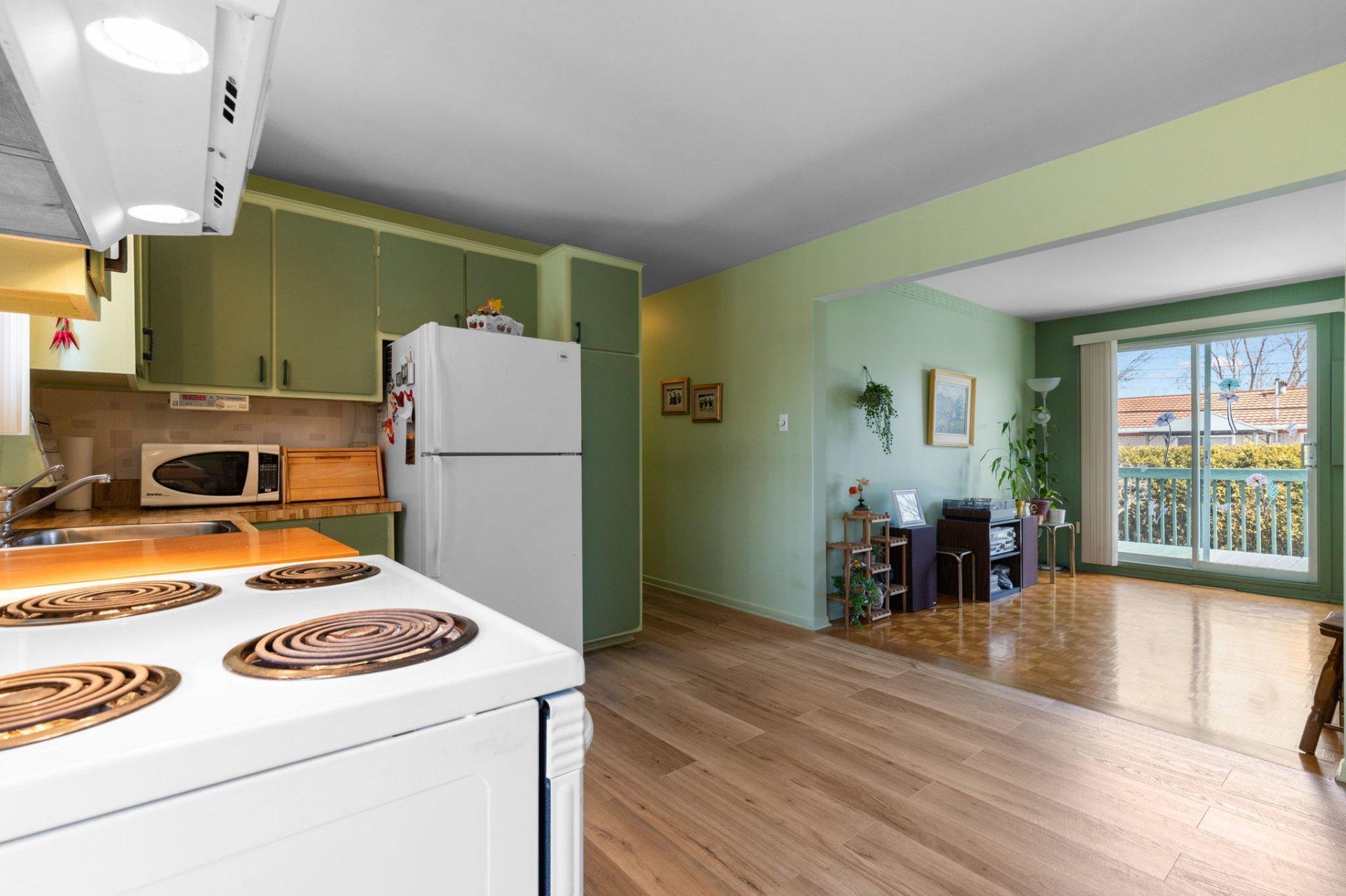 









2670


Crois. Anjou

,
Brossard,




QC
J4Z3B6

