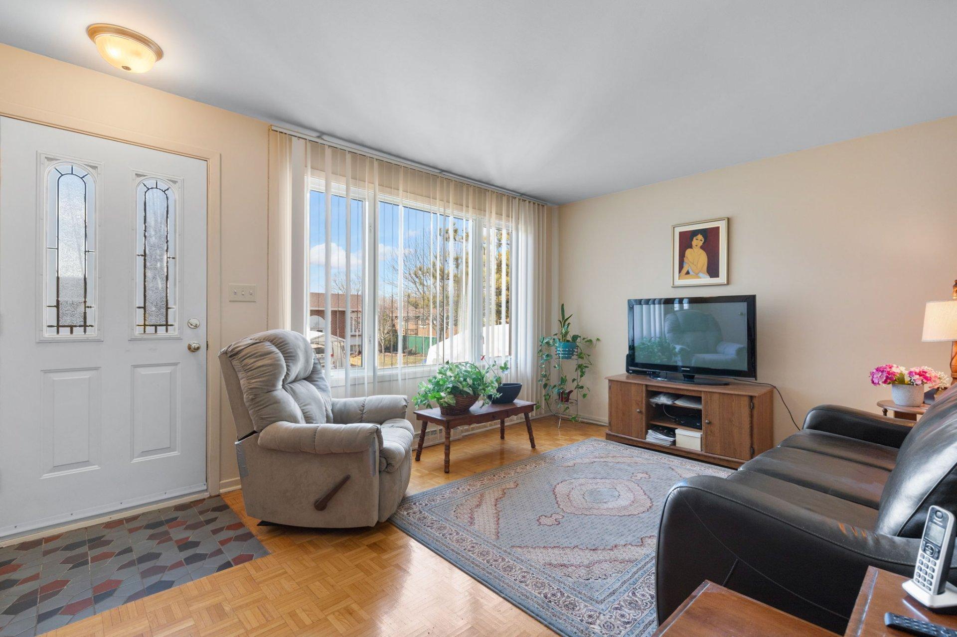 









2670


Crois. Anjou

,
Brossard,




QC
J4Z3B6

