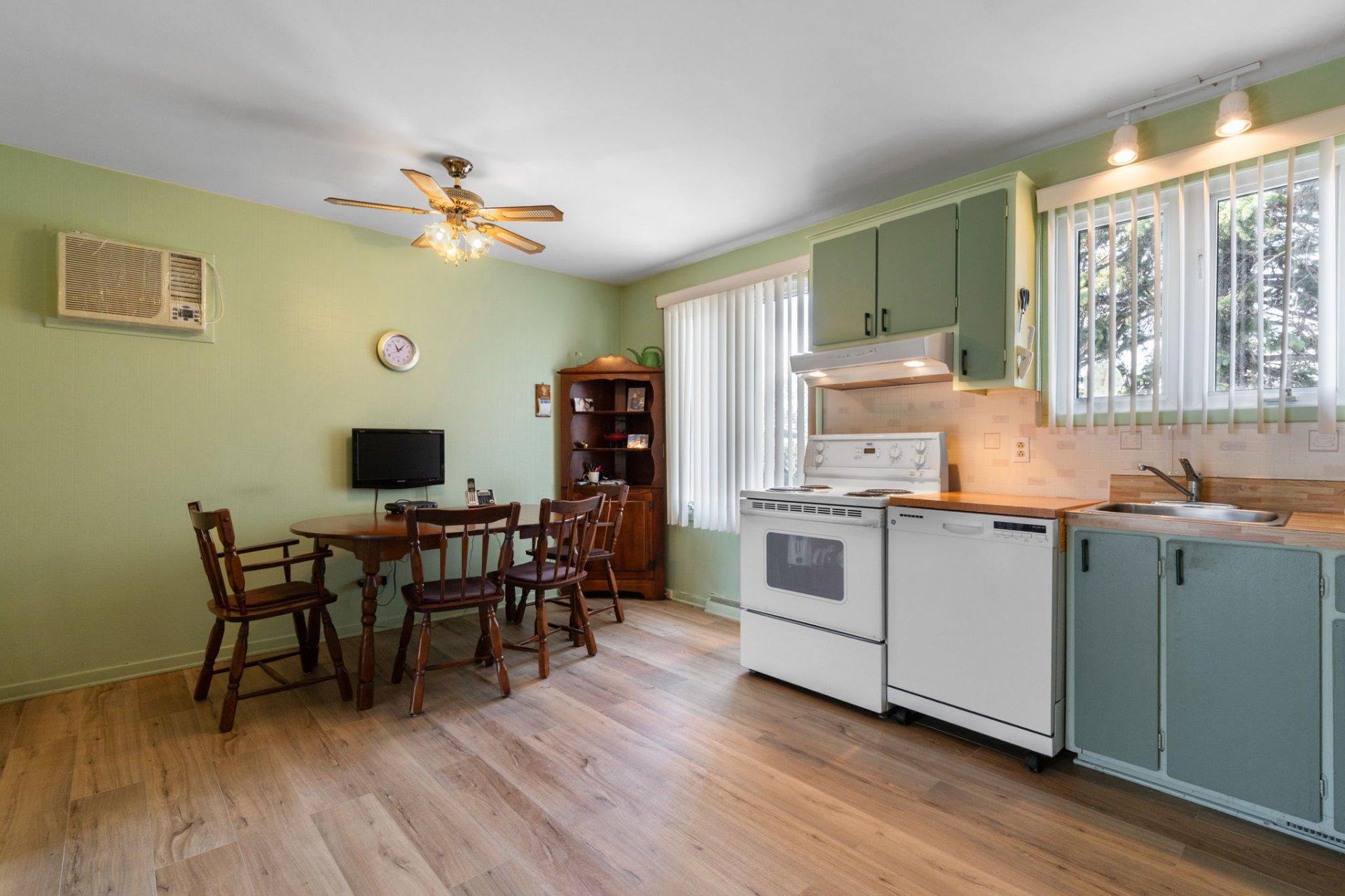 









2670


Crois. Anjou

,
Brossard,




QC
J4Z3B6

