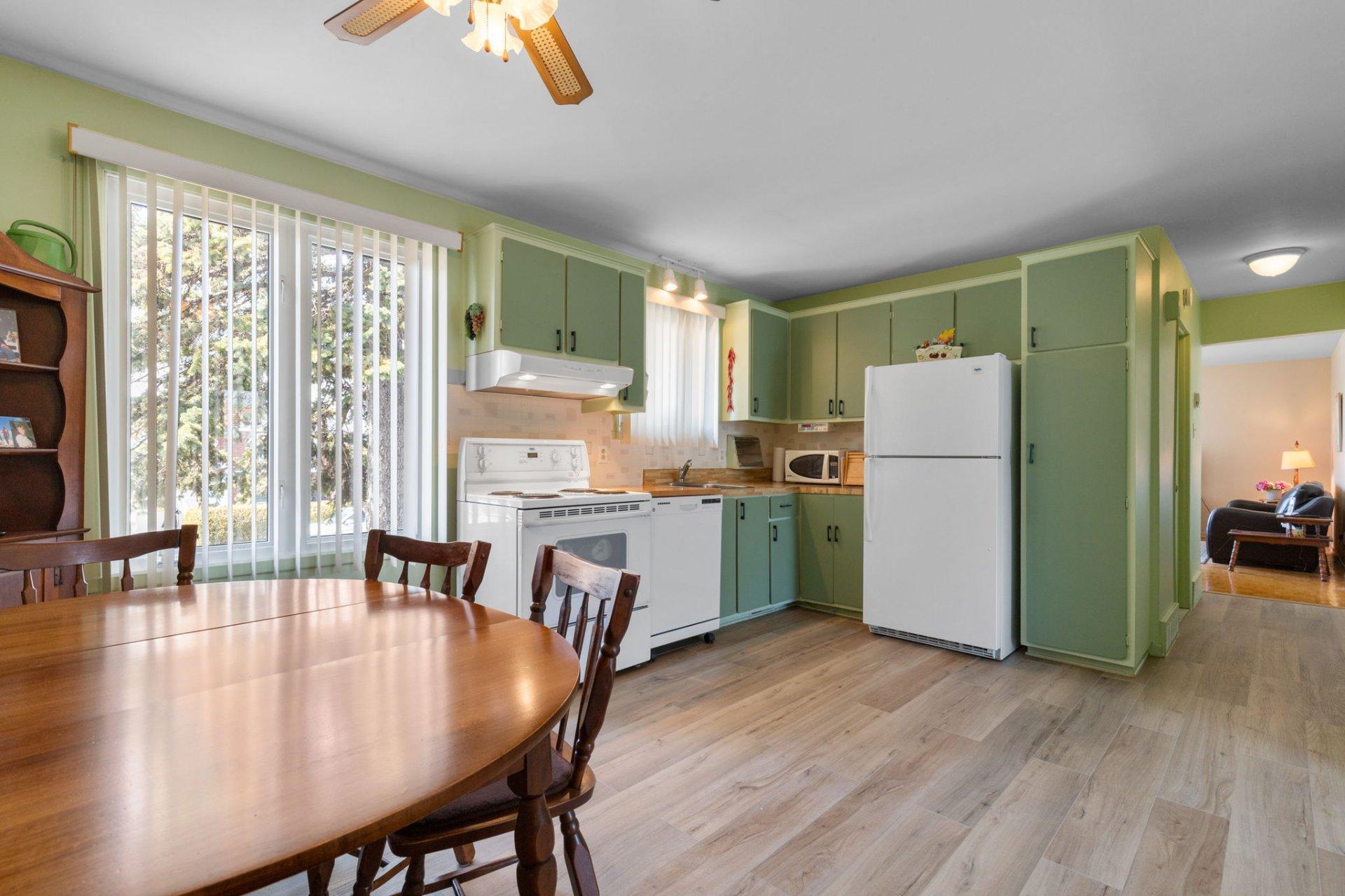 









2670


Crois. Anjou

,
Brossard,




QC
J4Z3B6


