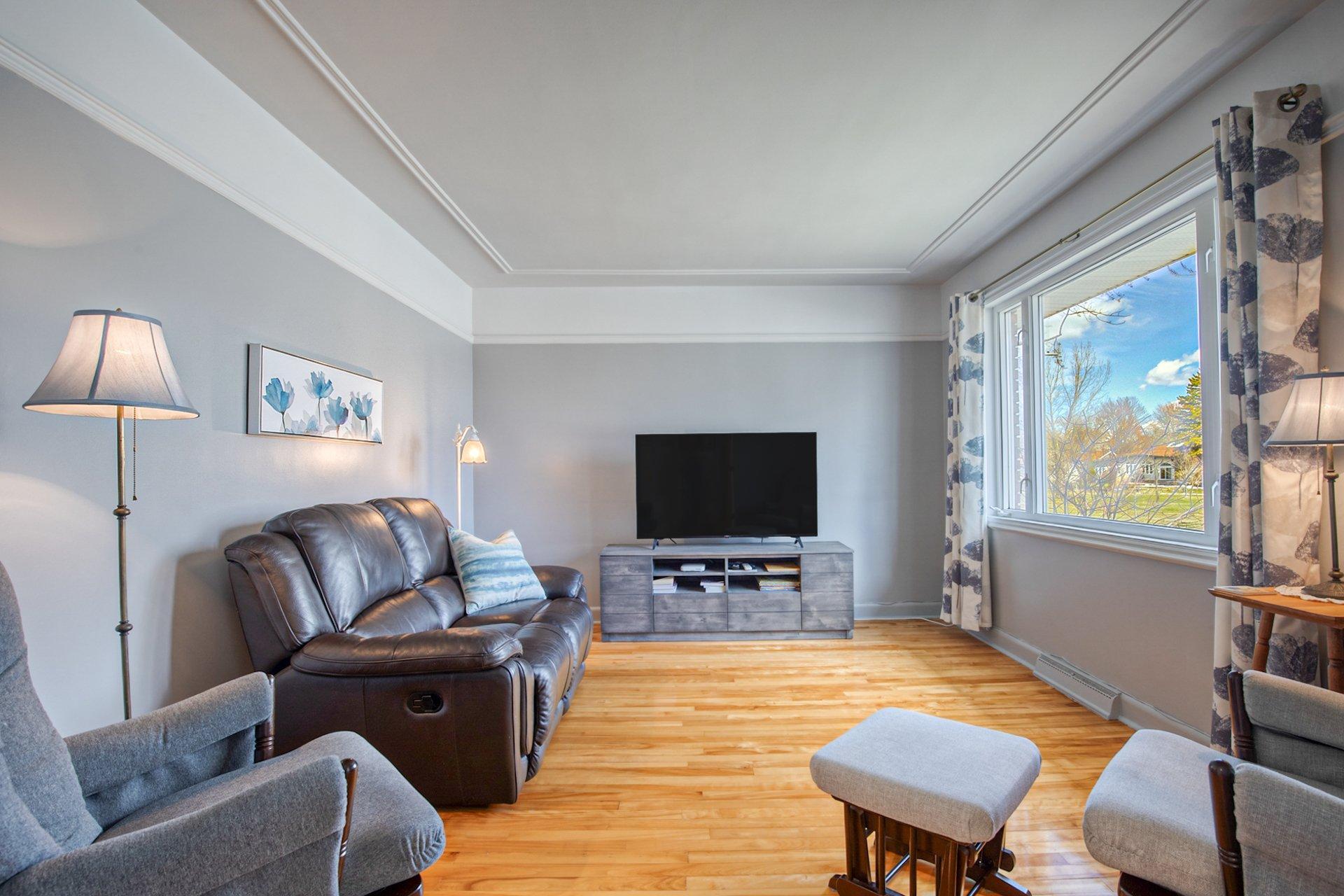 









1530


Rue Vidal

,
Saint-Hyacinthe,




QC
J2T1A9

