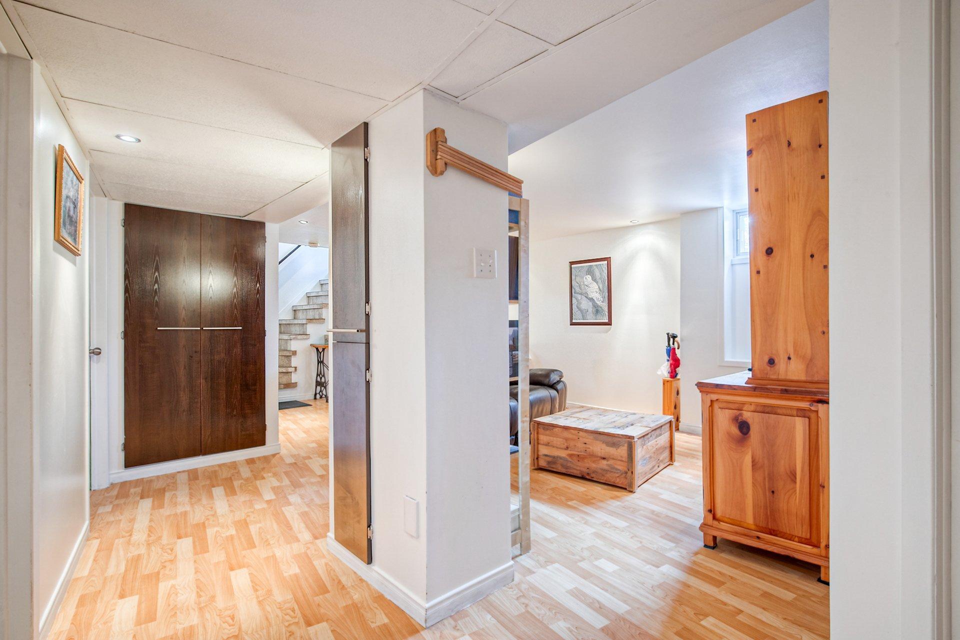 









1530


Rue Vidal

,
Saint-Hyacinthe,




QC
J2T1A9

