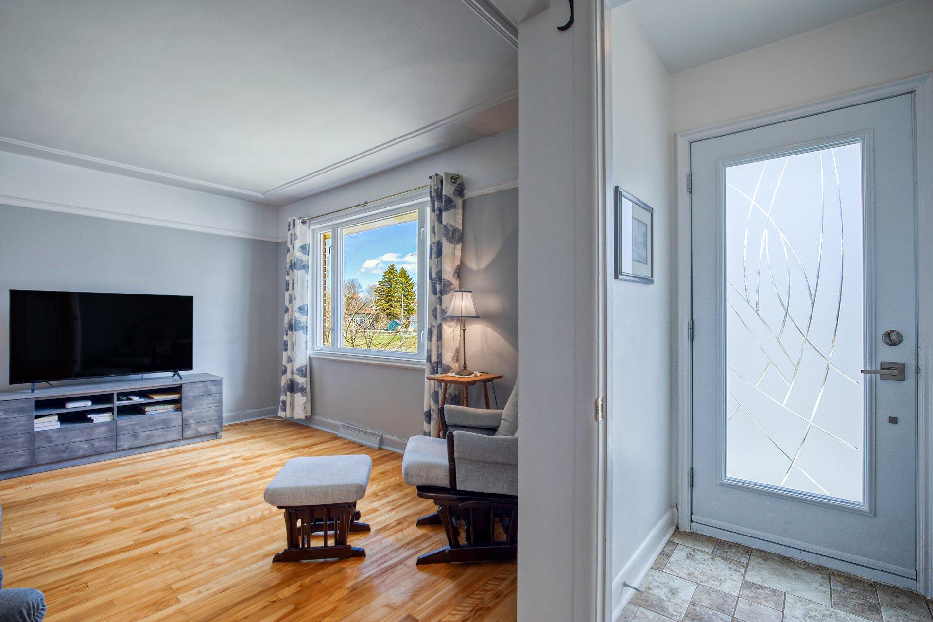 









1530


Rue Vidal

,
Saint-Hyacinthe,




QC
J2T1A9

