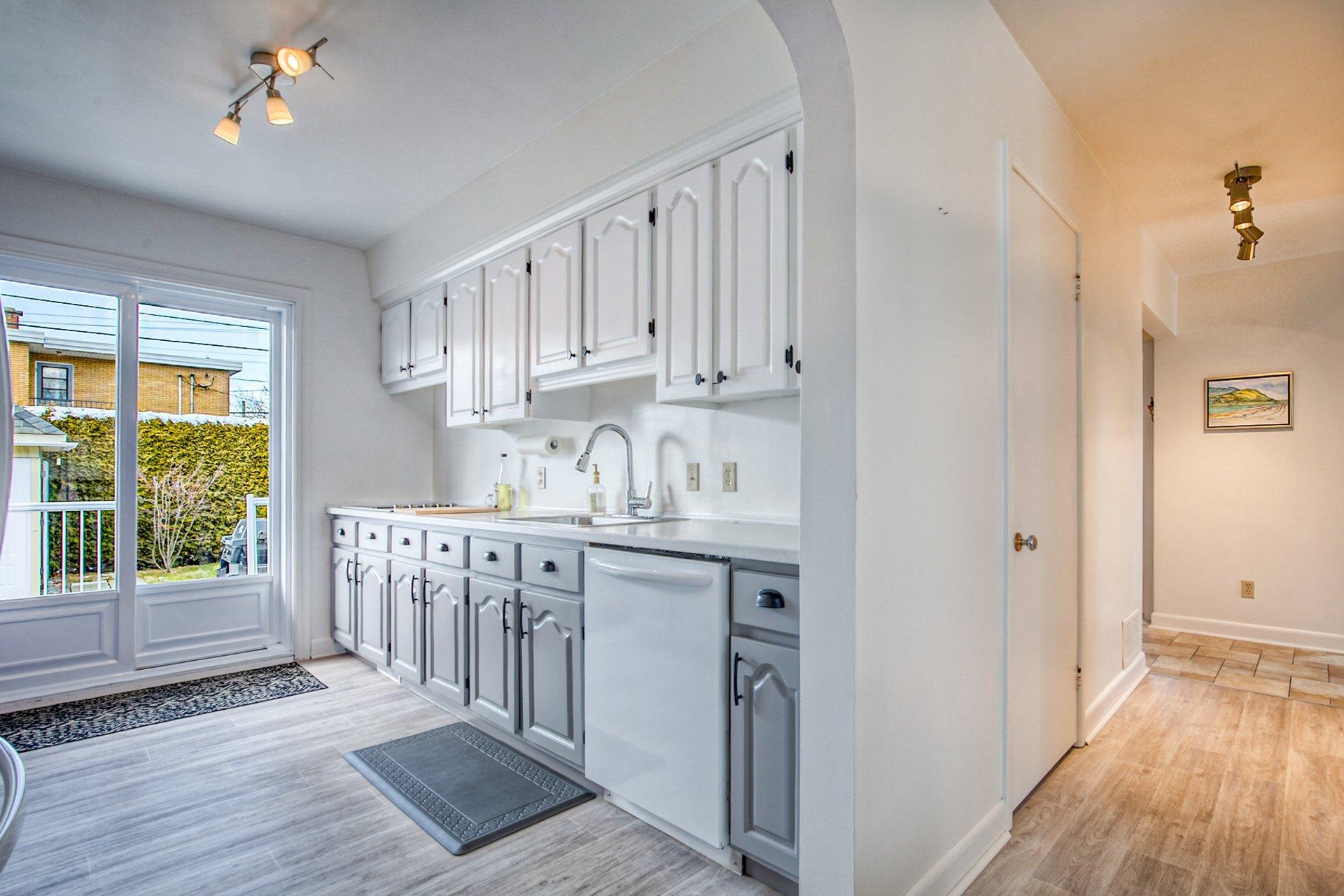 









1530


Rue Vidal

,
Saint-Hyacinthe,




QC
J2T1A9

