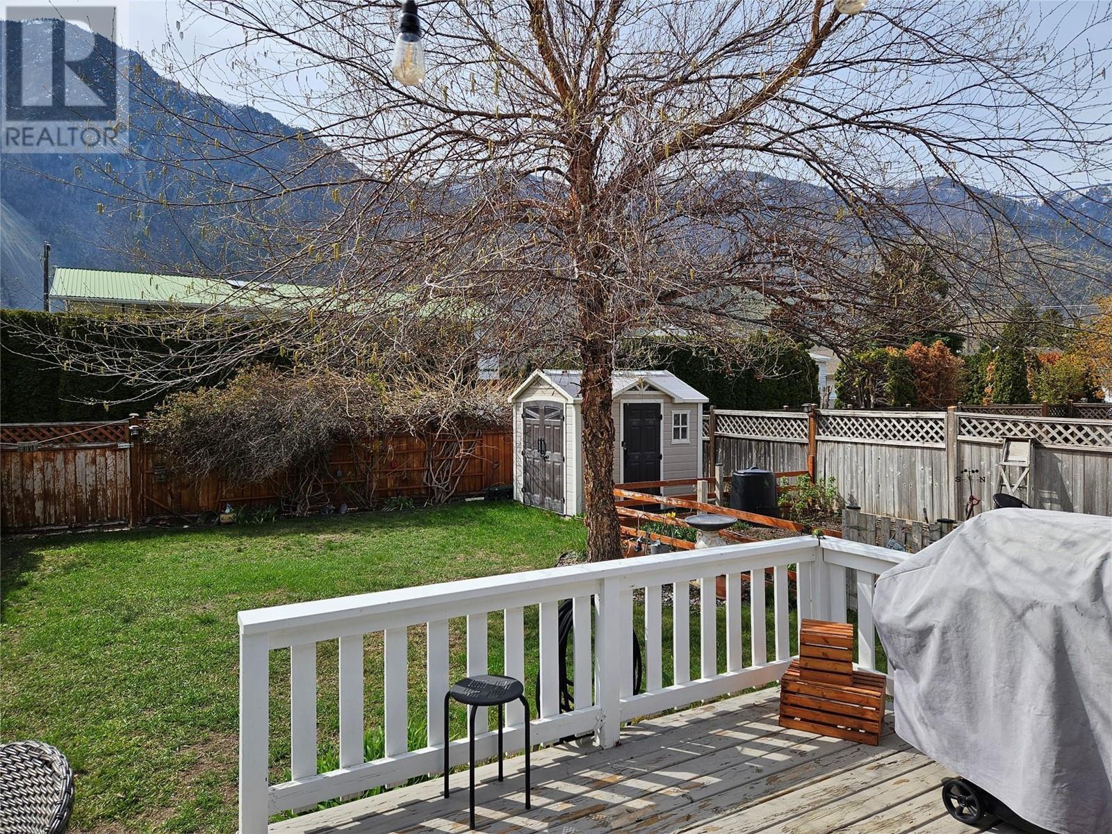 












713 9th Avenue

,
Keremeos,




British Columbia
V0X1N3

