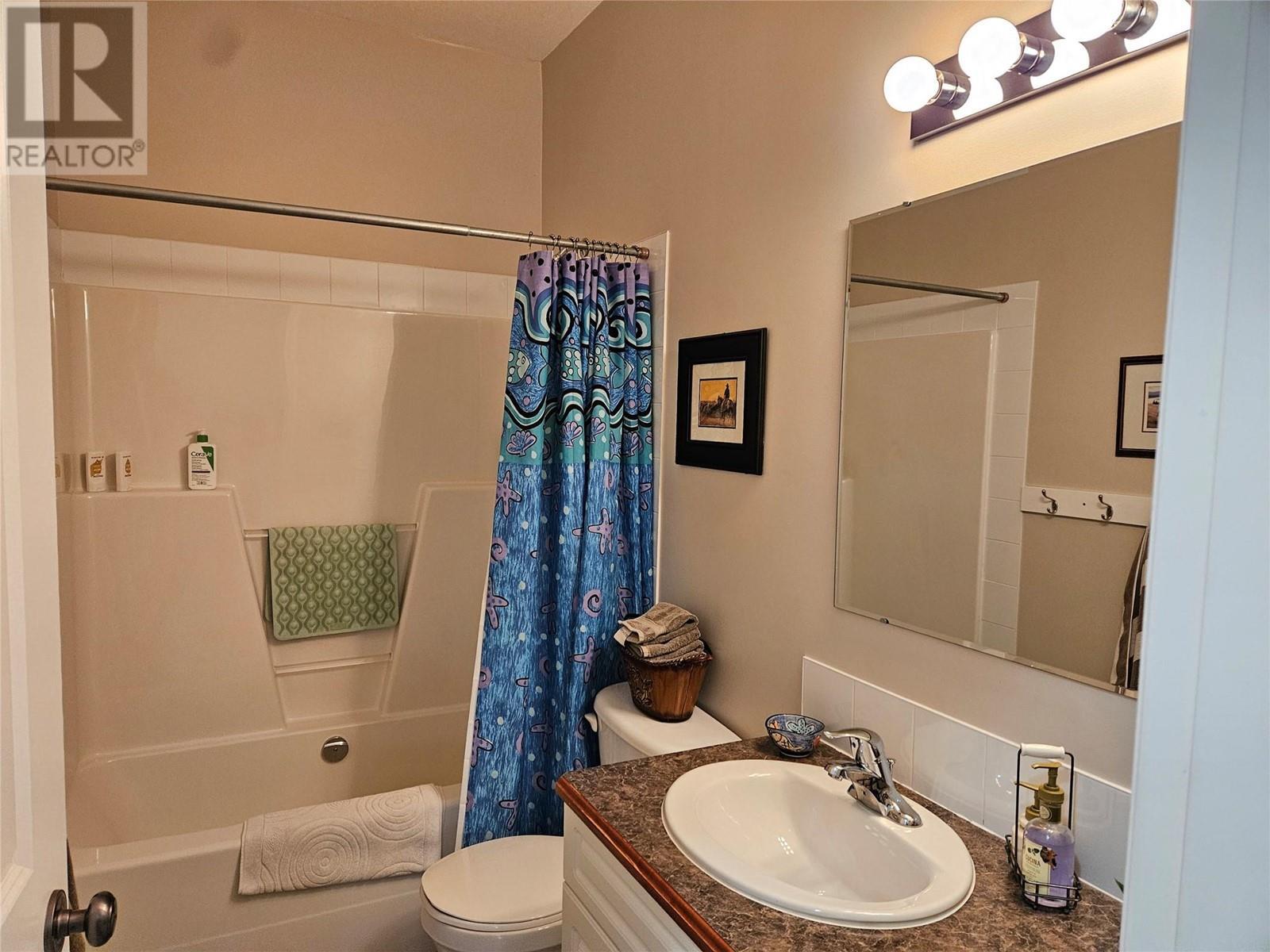 












713 9th Avenue

,
Keremeos,




British Columbia
V0X1N3

