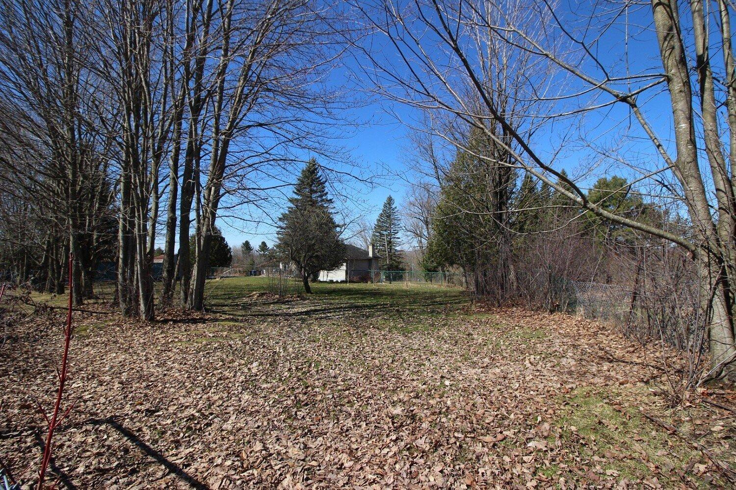 









15240


Route 143

,
Stanstead-Est,




QC
J0B1C0

