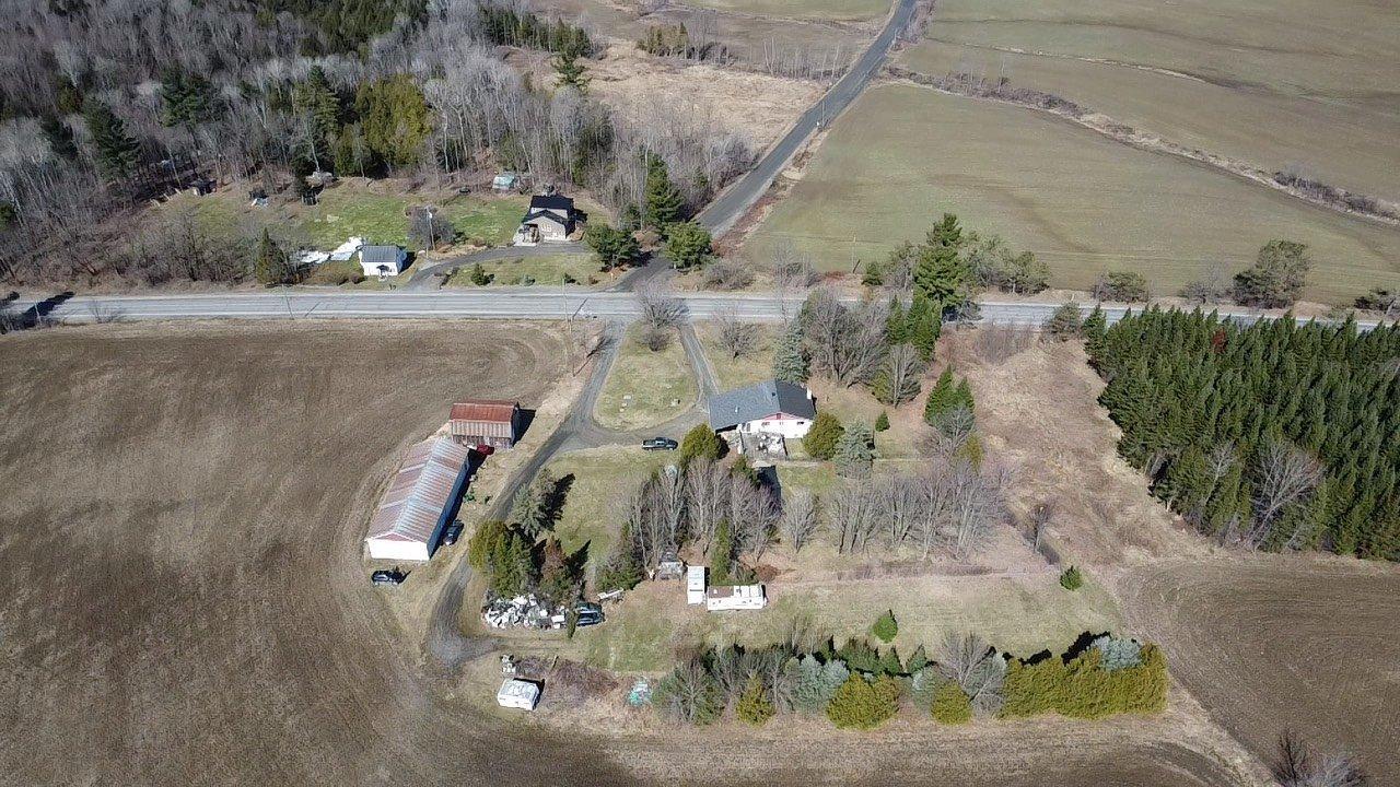 









15240


Route 143

,
Stanstead-Est,




QC
J0B1C0

