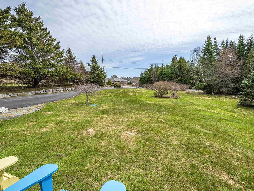 












2 Deer Run

,
Glen Haven,




NS
B3Z 2S4

