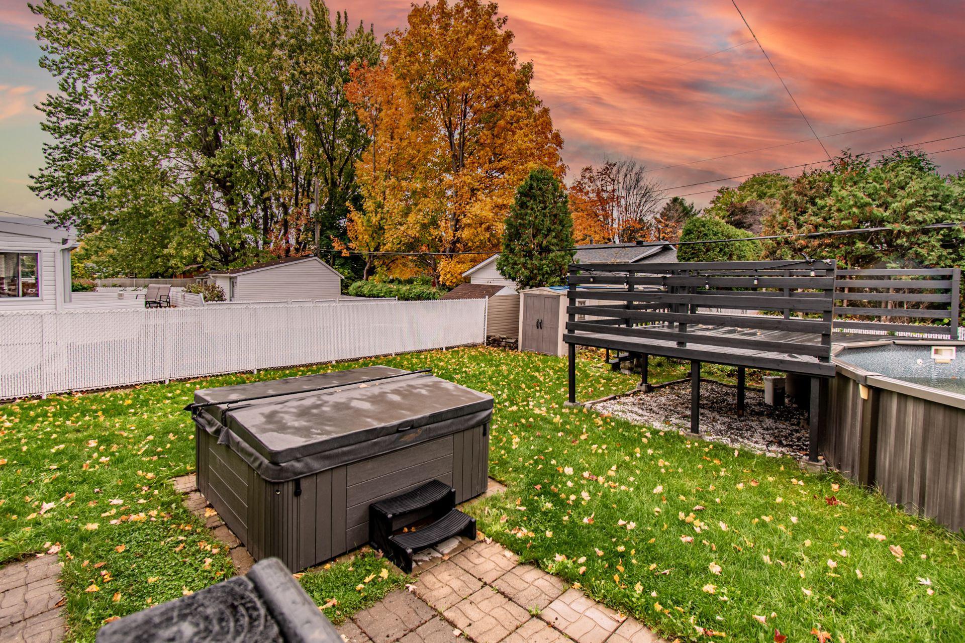 









2634


Rue de Dieppe

,
Longueuil (Le Vieux-Longueuil),




QC
J4L2K5

