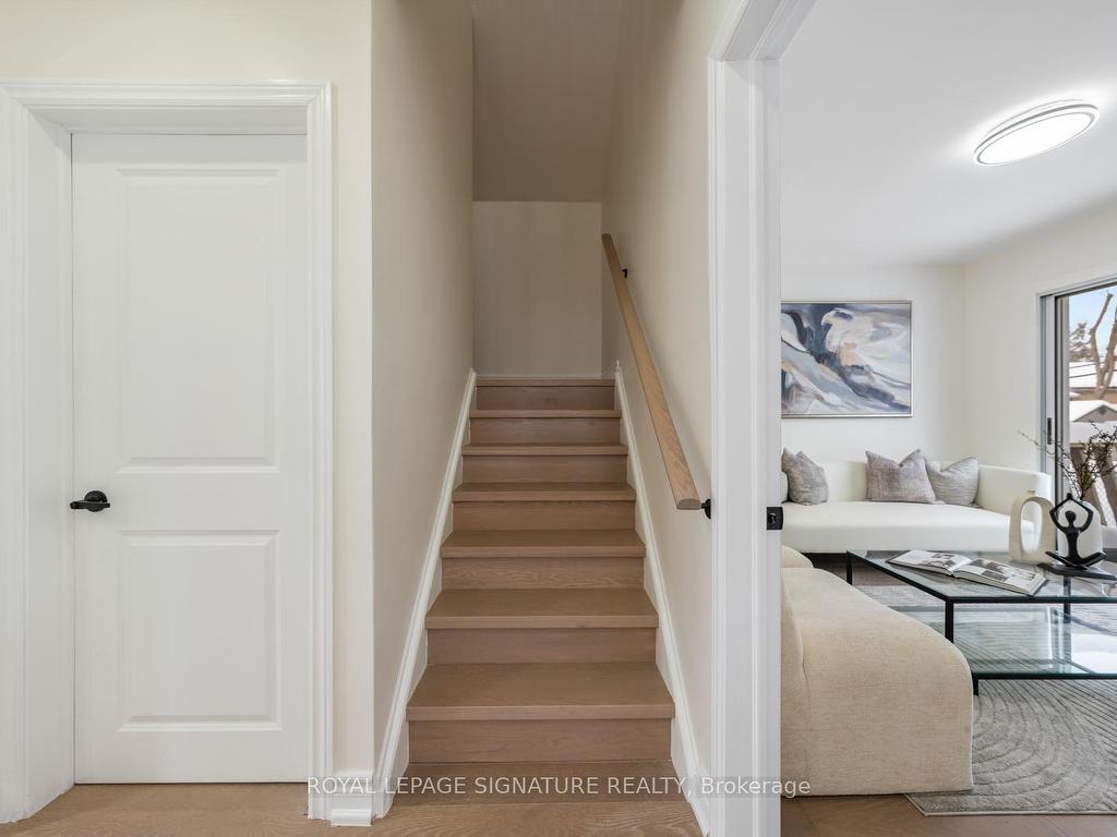 









38


Deerfield

Road,
Toronto,




ON
M1K 4X1

