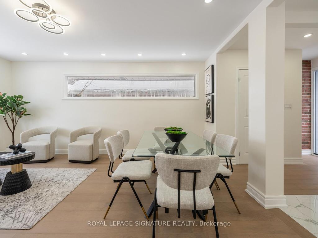 









38


Deerfield

Road,
Toronto,




ON
M1K 4X1

