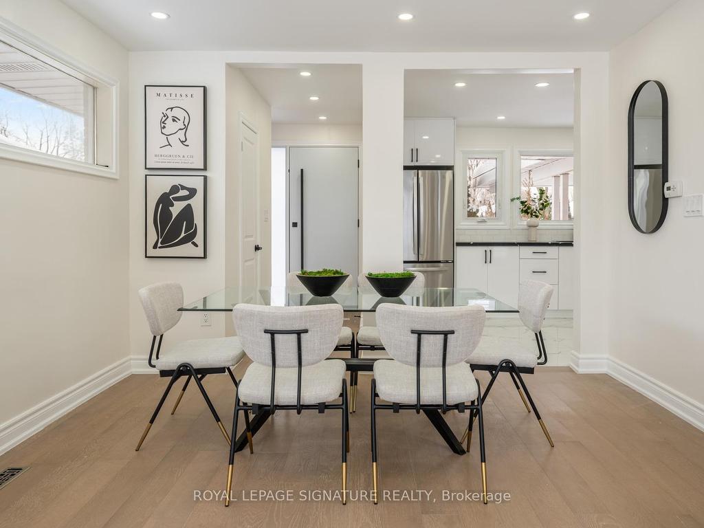









38


Deerfield

Road,
Toronto,




ON
M1K 4X1

