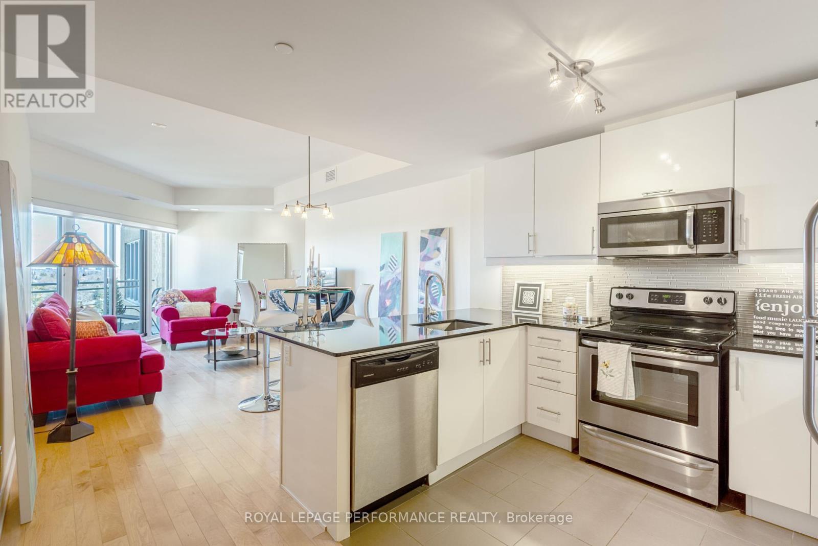 












1001 - 330 TITAN PRIVATE

,
Ottawa,




Ontario
K2G1G3

