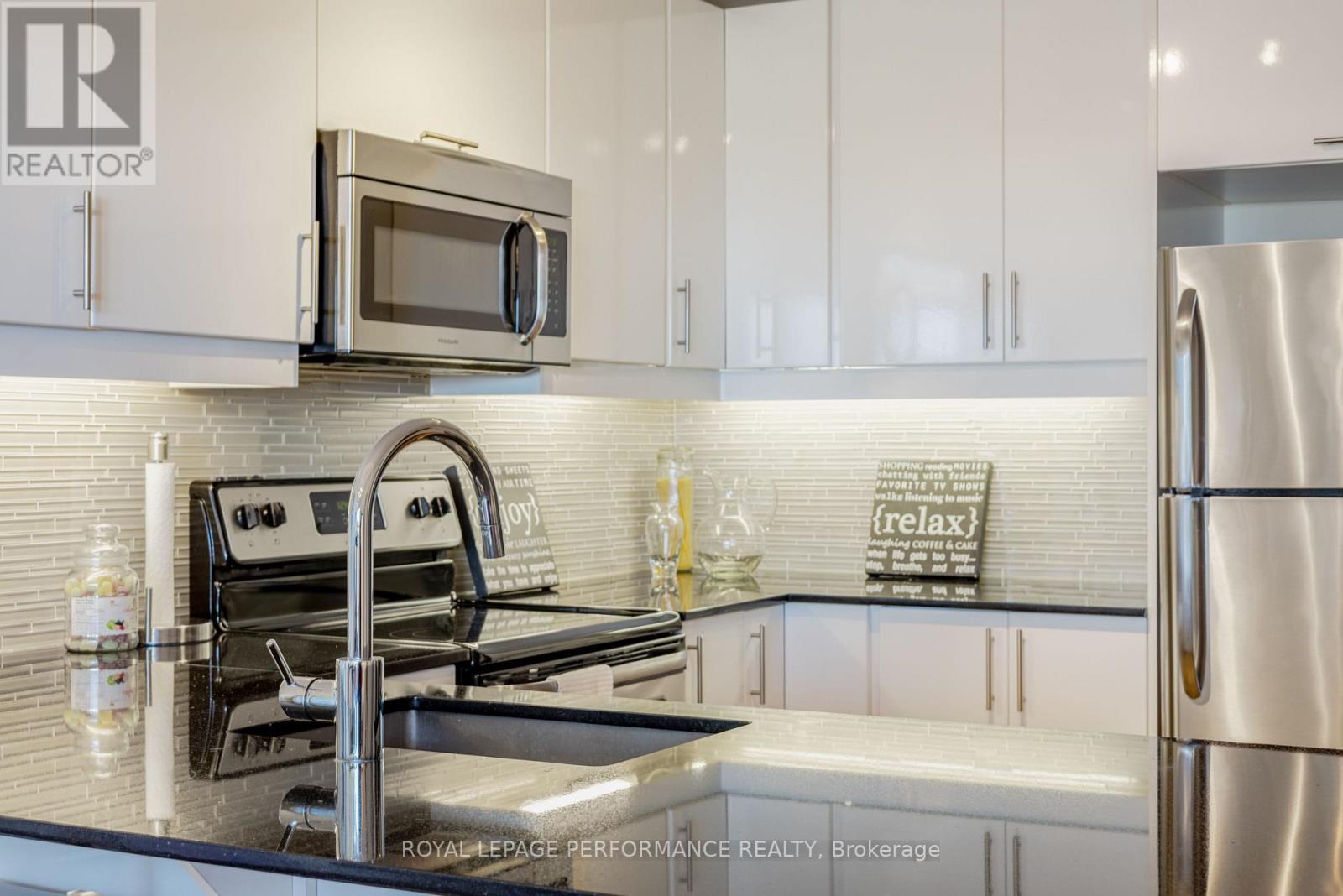 












1001 - 330 TITAN PRIVATE

,
Ottawa,




Ontario
K2G1G3

