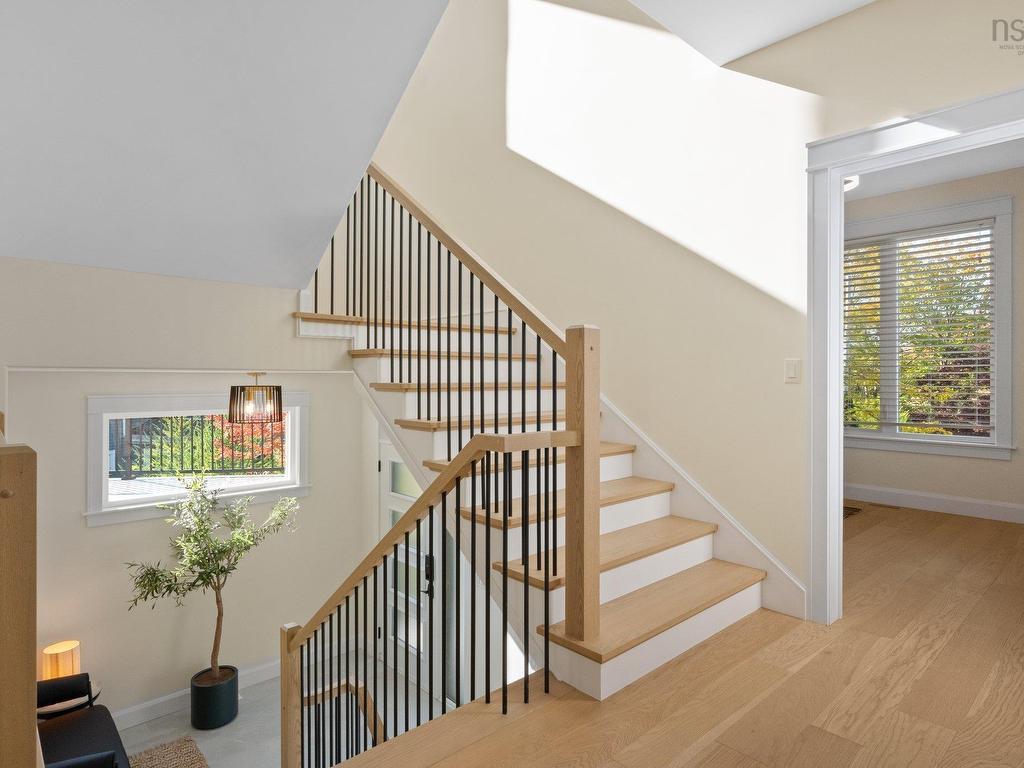 












978 Winwick Road

,
Halifax,




NS
B3H 4L5

