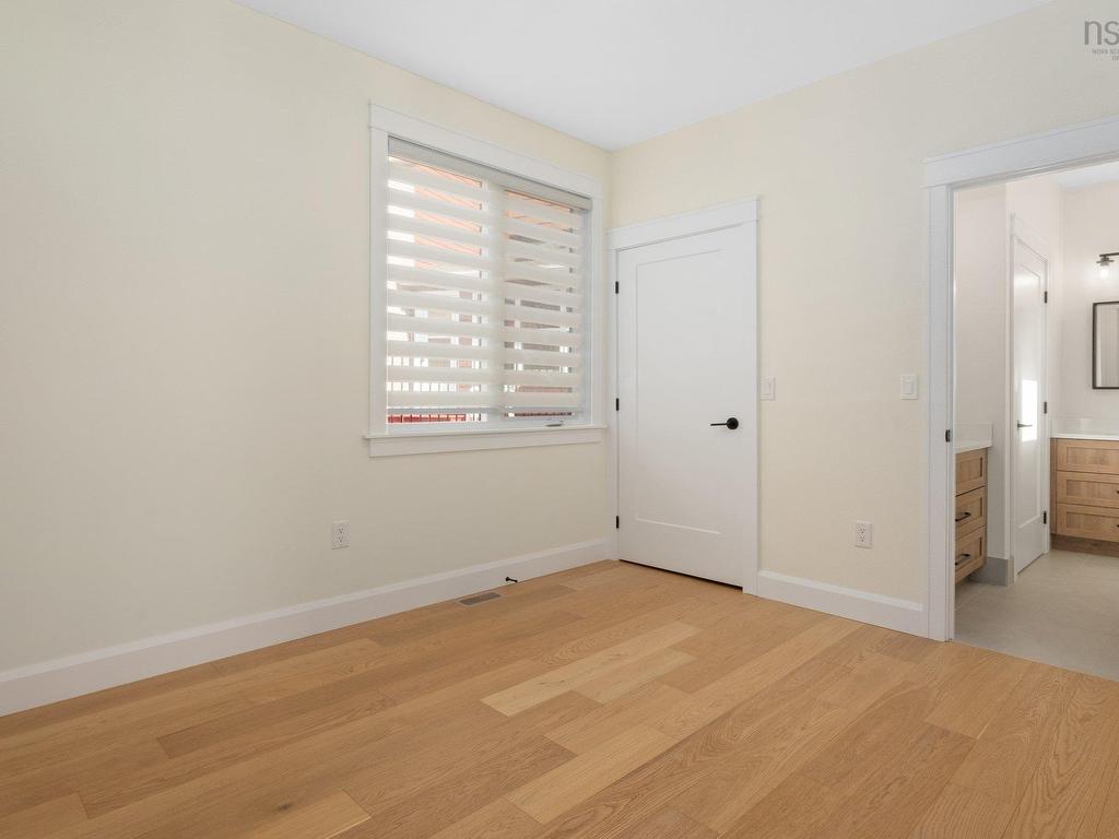 












978 Winwick Road

,
Halifax,




NS
B3H 4L5

