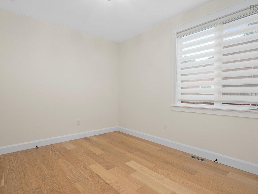 












978 Winwick Road

,
Halifax,




NS
B3H 4L5

