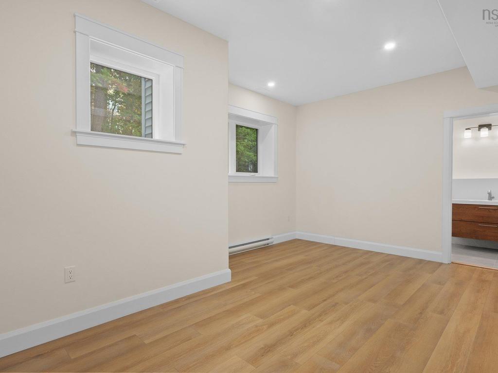












978 Winwick Road

,
Halifax,




NS
B3H 4L5

