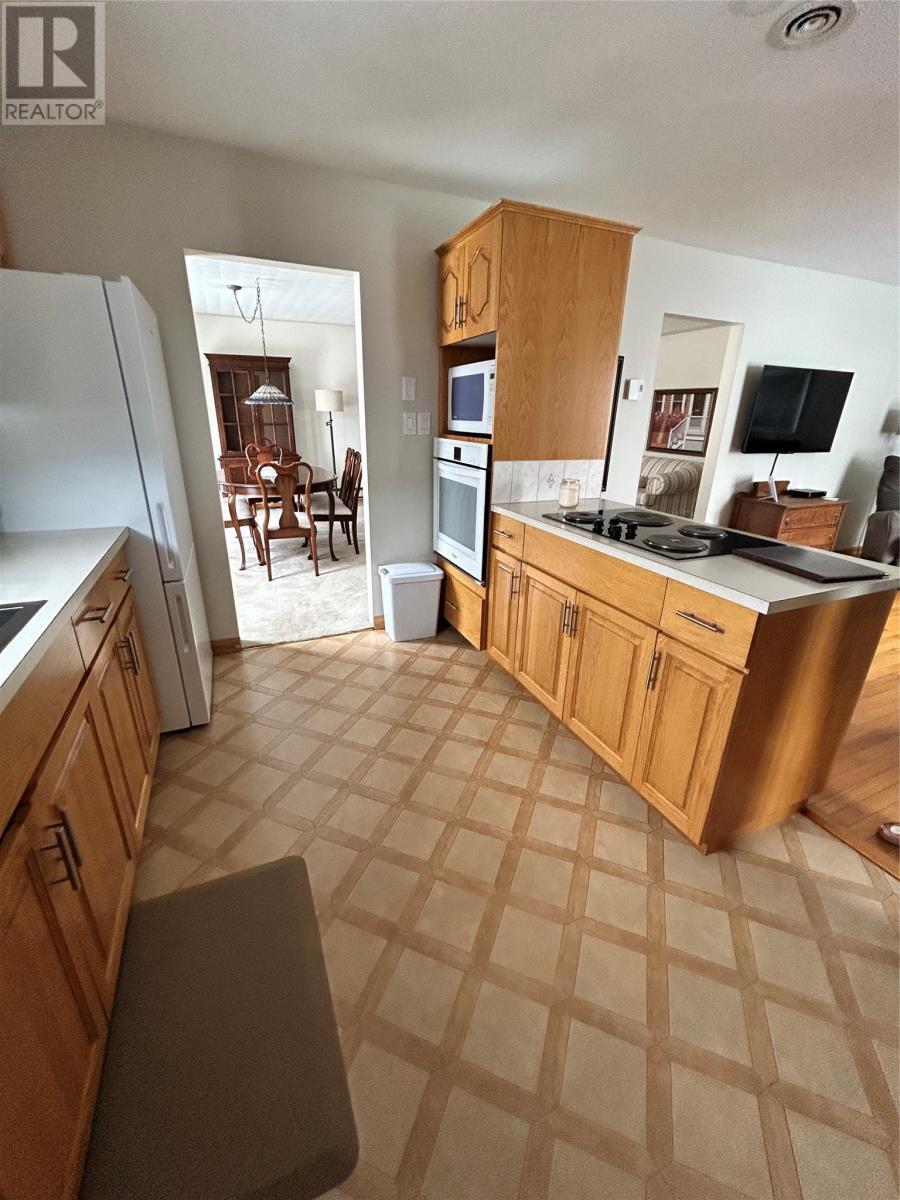 












54 LeGallais Street

,
Port aux Basques,




Newfoundland & Labrador
A0M1C0

