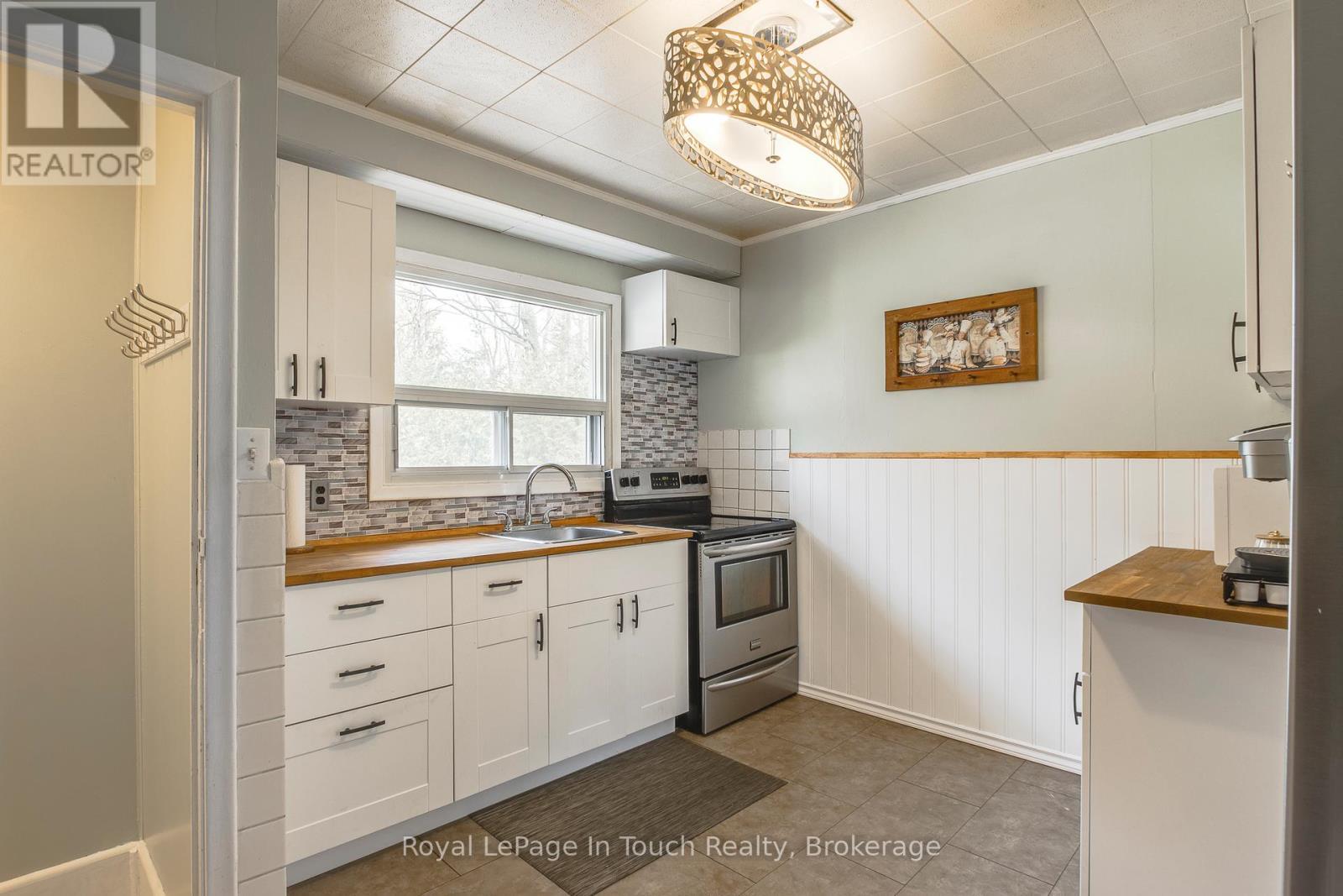












1651 TINY BEACHES ROAD N

,
Tiny,




Ontario
L9M0H2

