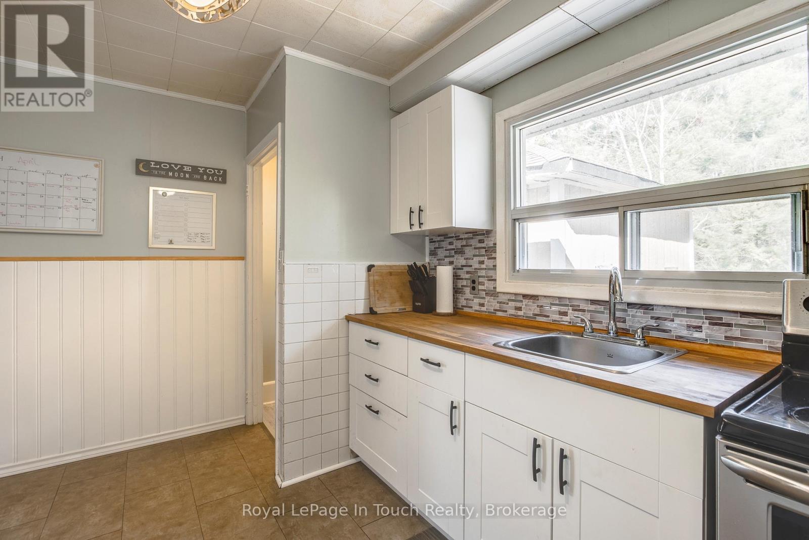 












1651 TINY BEACHES ROAD N

,
Tiny,




Ontario
L9M0H2

