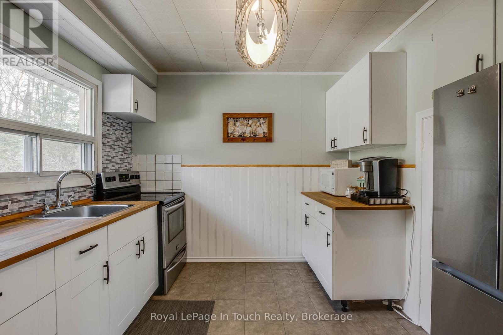 












1651 TINY BEACHES ROAD N

,
Tiny,




Ontario
L9M0H2

