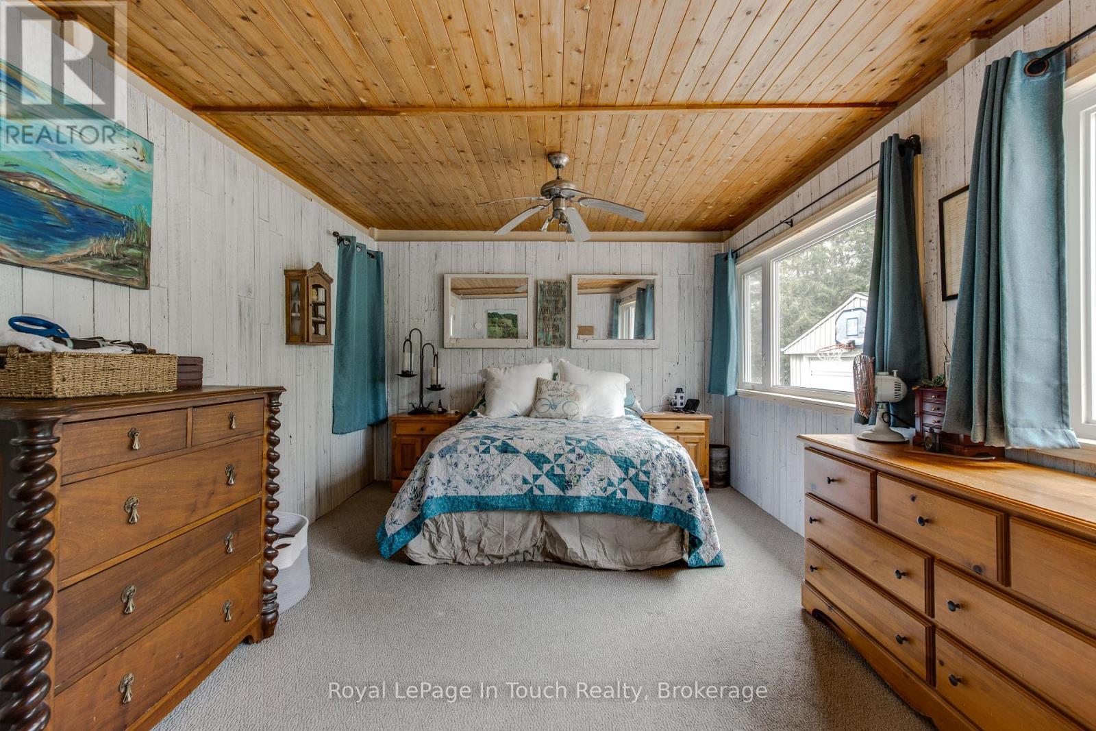 












1651 TINY BEACHES ROAD N

,
Tiny,




Ontario
L9M0H2

