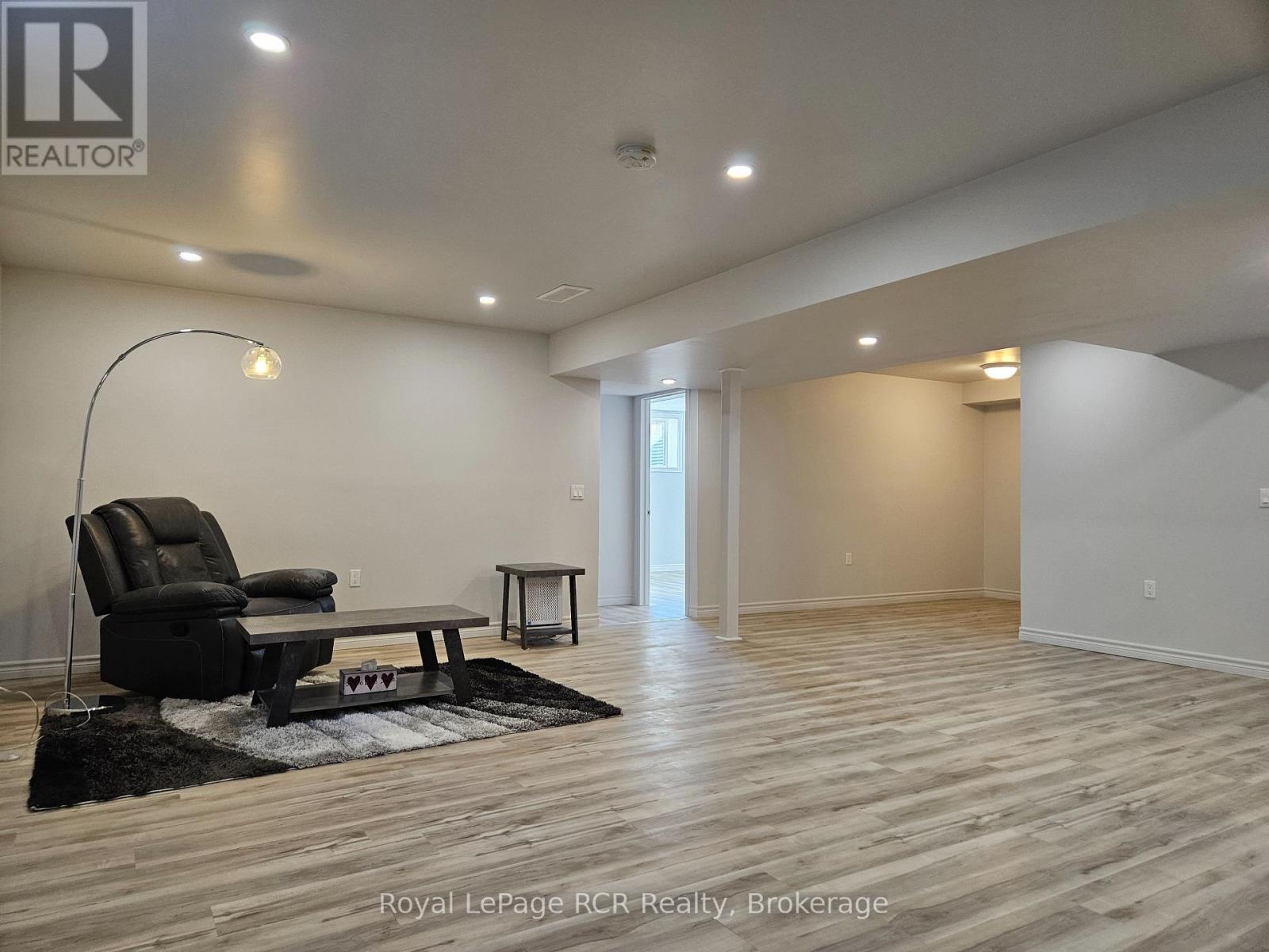 












360 MARY ROSE AVENUE

,
Saugeen Shores,




Ontario
N0H2C3

