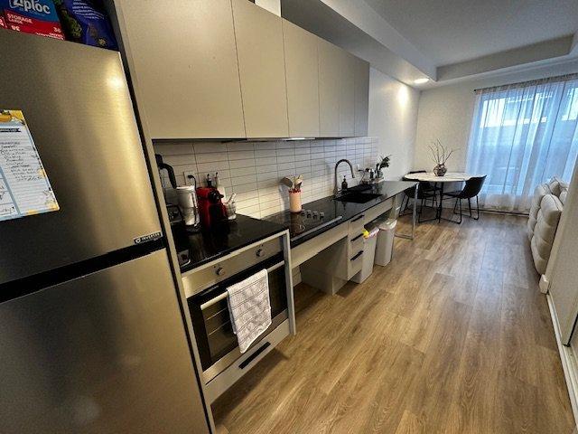 









2175


Rue De Champlain

, 3,
Montréal (Ville-Marie),




QC
H2L2T1

