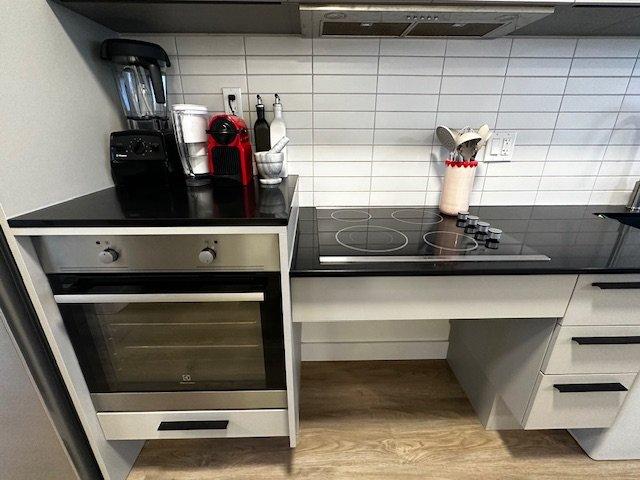 









2175


Rue De Champlain

, 3,
Montréal (Ville-Marie),




QC
H2L2T1

