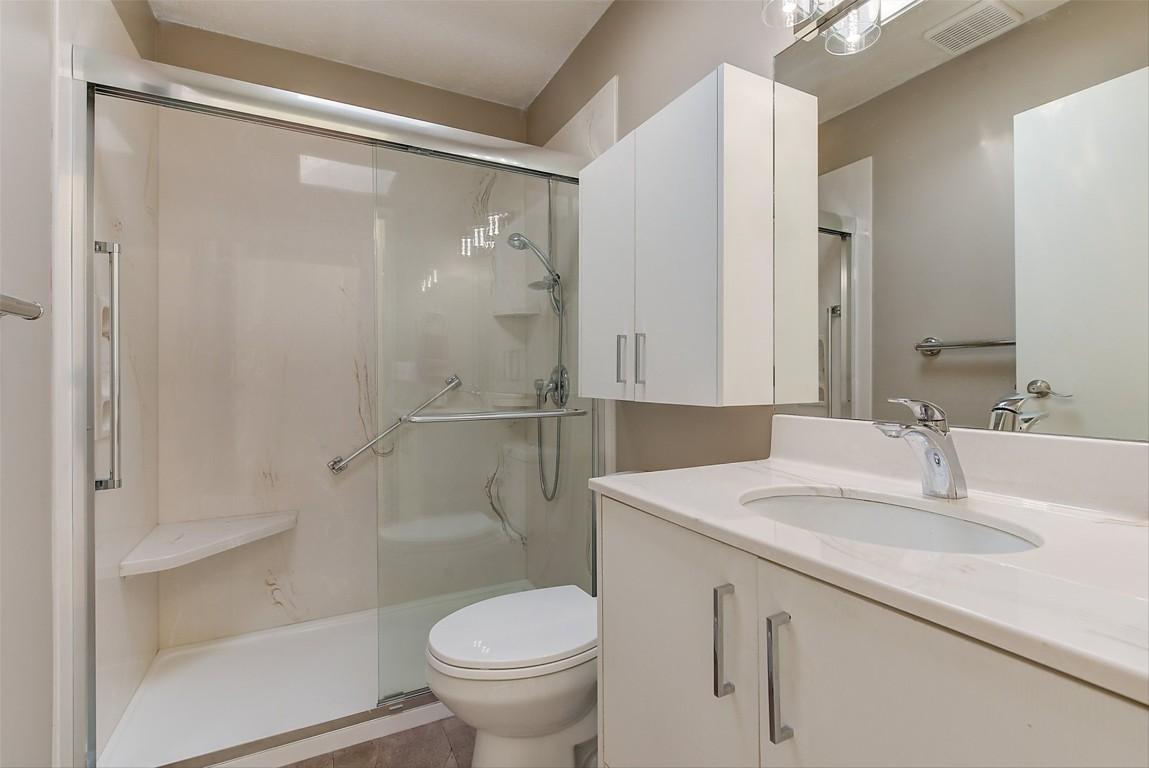 









1255


Raymer

Avenue, 111,
Kelowna,




BC
V1W 3S3

