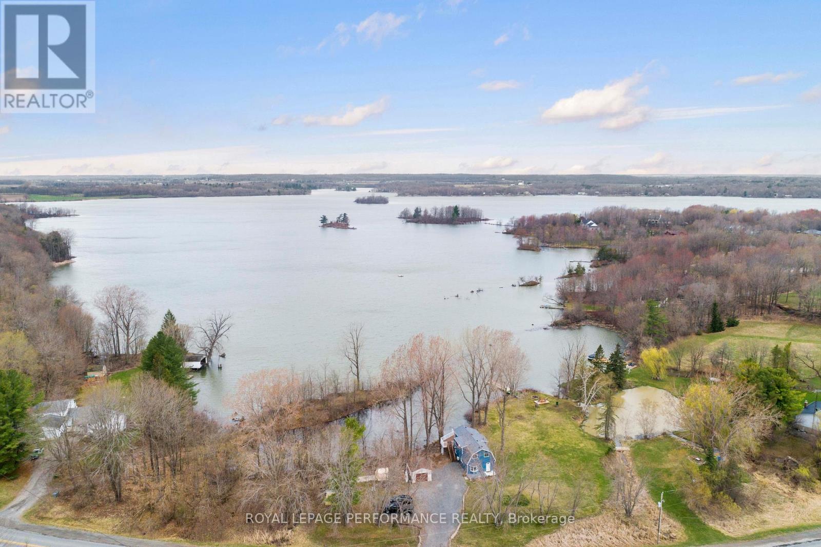 












1930 SUNBURY ROAD

,
Frontenac (Frontenac South),




Ontario
K0H1X0

