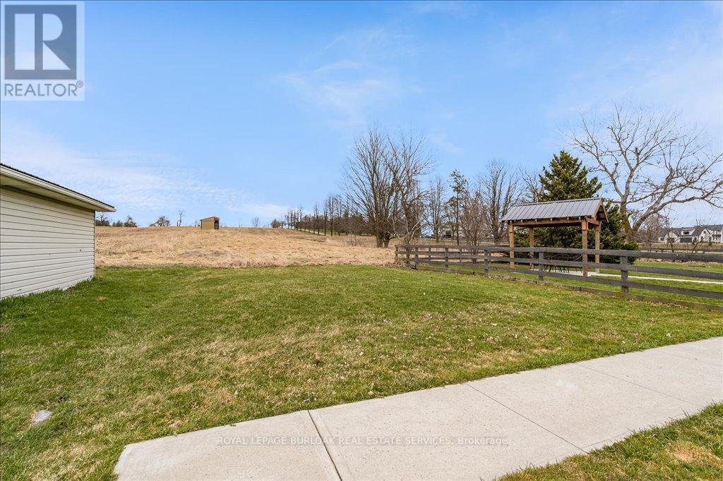 












337 HIGHWAY 52 N

,
Hamilton,




Ontario
L0R1T0

