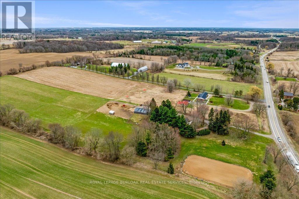 












337 HIGHWAY 52 N

,
Hamilton,




Ontario
L0R1T0

