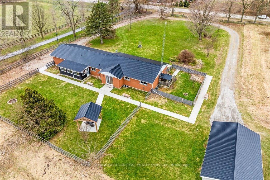 












337 HIGHWAY 52 N

,
Hamilton,




Ontario
L0R1T0

