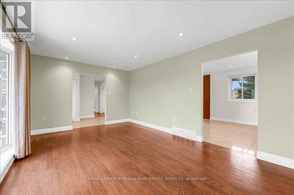 












337 HIGHWAY 52 N

,
Hamilton,




Ontario
L0R1T0

