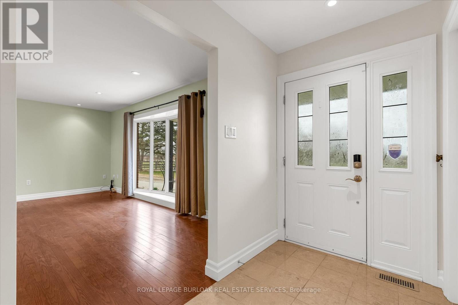 












337 HIGHWAY 52 N

,
Hamilton,




Ontario
L0R1T0


