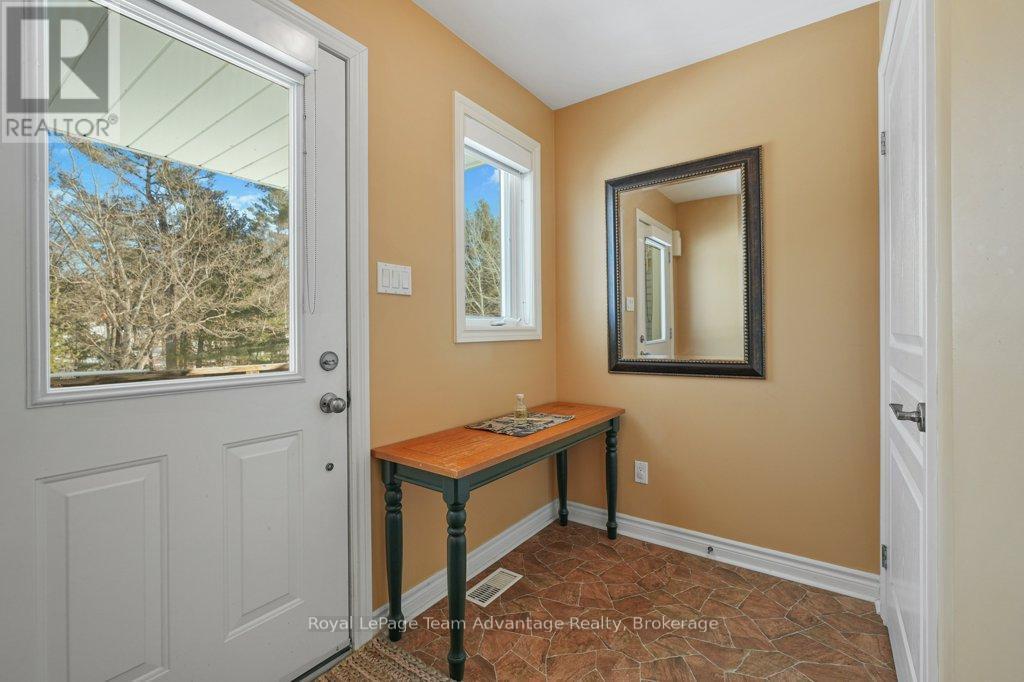 












56 GRANITE ROAD N

,
The Archipelago (Archipelago North),




Ontario
P0G1K0

