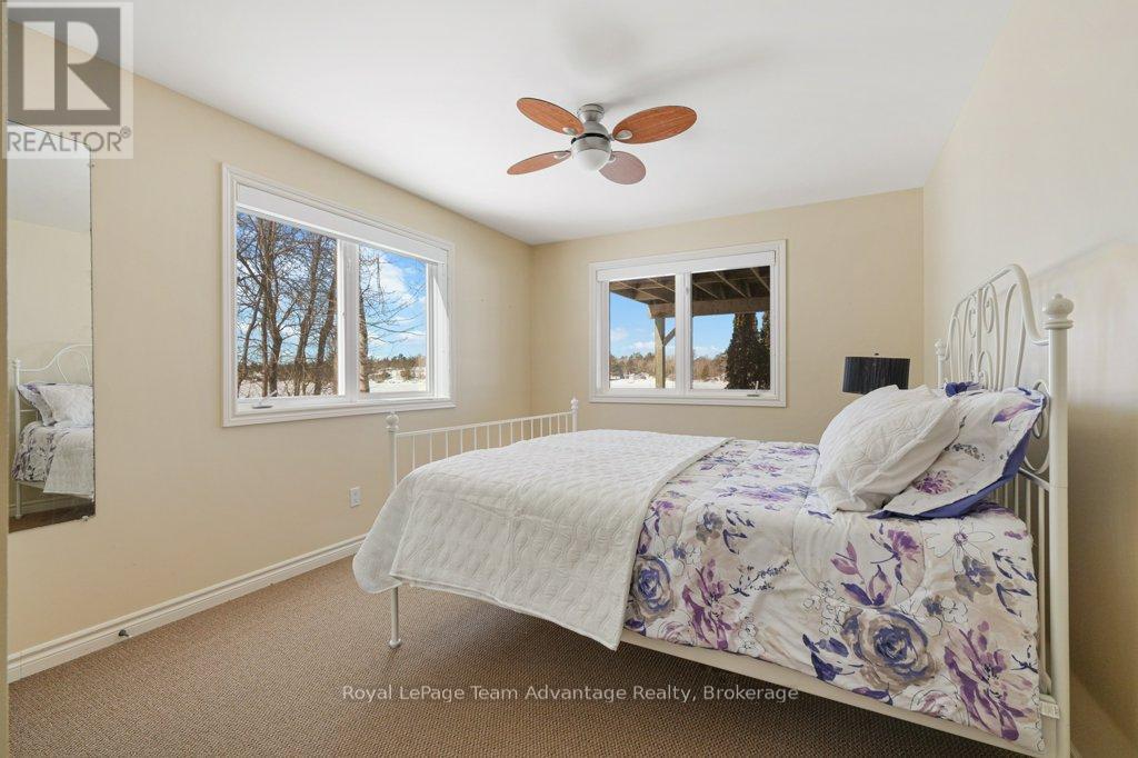 












56 GRANITE ROAD N

,
The Archipelago (Archipelago North),




Ontario
P0G1K0


