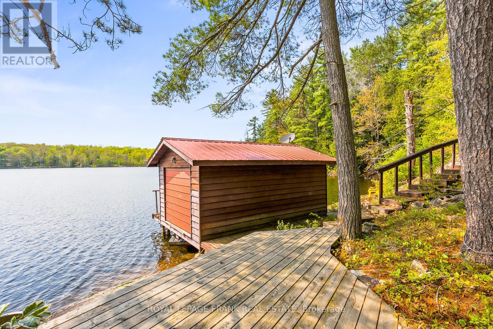 












1452 RACKETY TRAIL ROAD

,
Minden Hills (Lutterworth),




Ontario
K0M2K0


